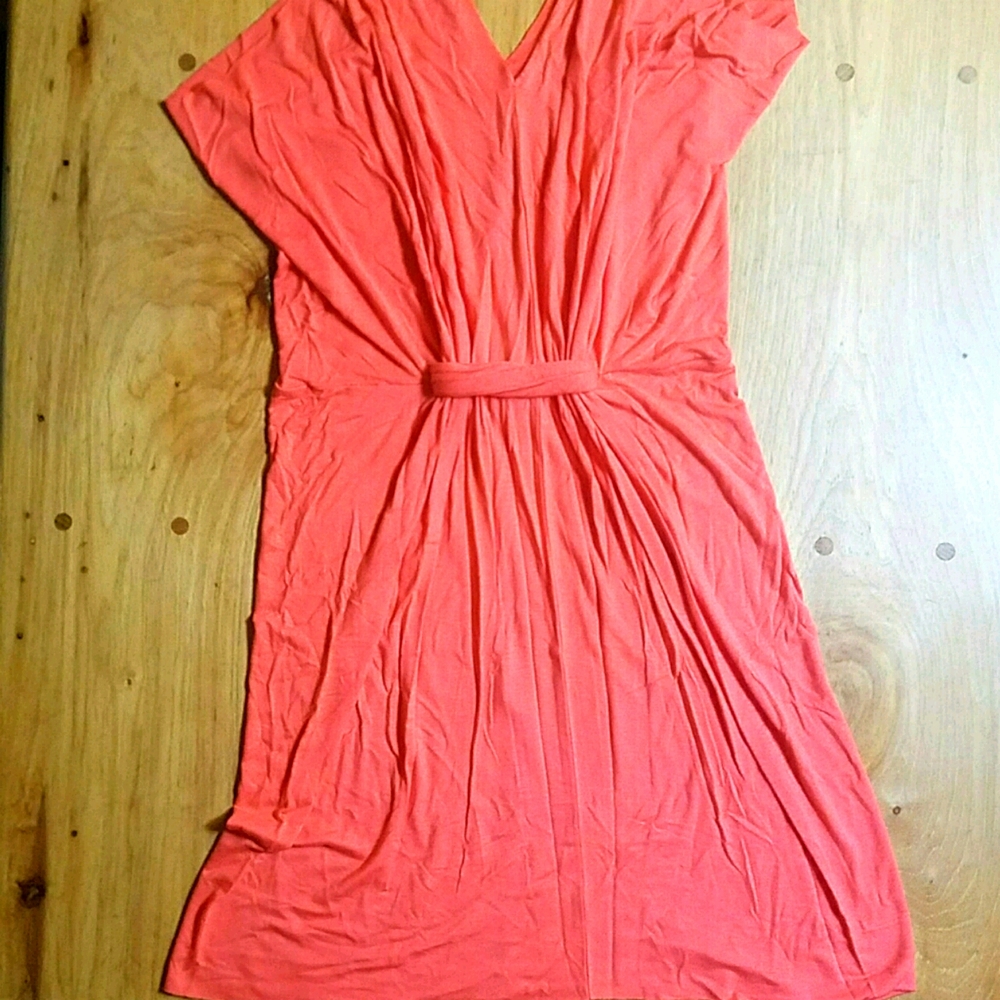 Olive & Oak Coral Dress Raw Hem sz M